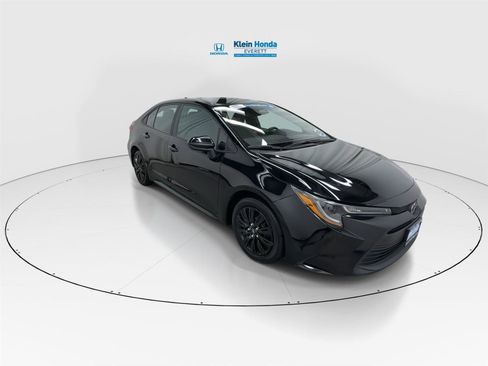 Used 2024 Toyota Corolla LE FWD image 4