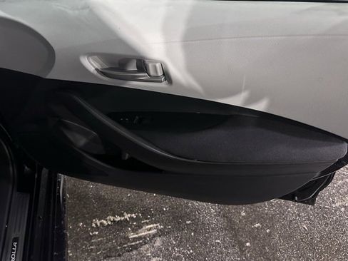 New 2026 Toyota Corolla SE image 9