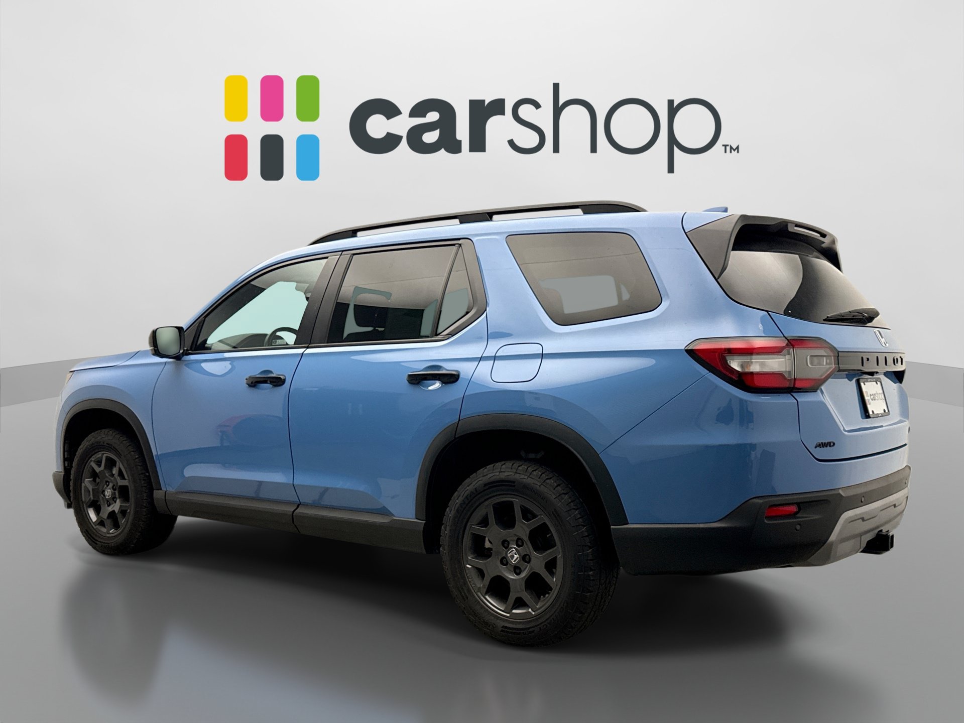 Used 2024 Honda Pilot TrailSport image 3