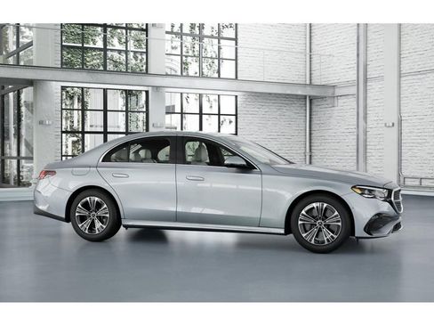 New 2026 Mercedes-Benz E 450 4MATIC Sedan image 14
