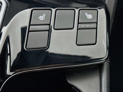 Used 2025 Kia Sportage X-Line w/ Premium Package AWD/4WD image 13