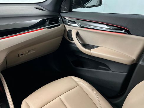 Used 2018 BMW X1 sDrive28i w/ Premium Package image 10