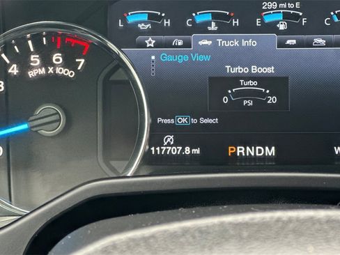 Used 2017 Ford F150 Lariat w/ Equipment Group 501A Mid image 26