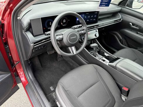 Used 2025 Hyundai Tucson SEL image 11