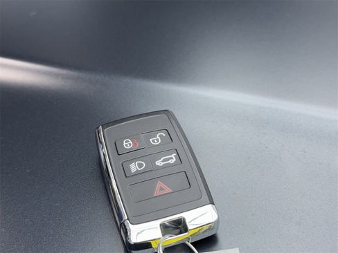 Used 2021 Land Rover Range Rover P525 Westminster Edition LWB image 59