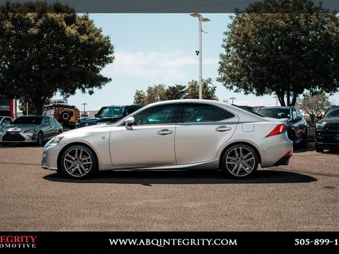 Used 2015 Lexus IS 250 w/ F-Sport Package RWD image 4