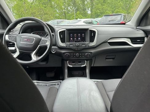 Used 2024 GMC Terrain SLE w/ Driver Convenience Package AWD/4WD image 17