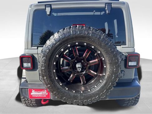 Used 2021 Jeep Wrangler Unlimited Rubicon image 35