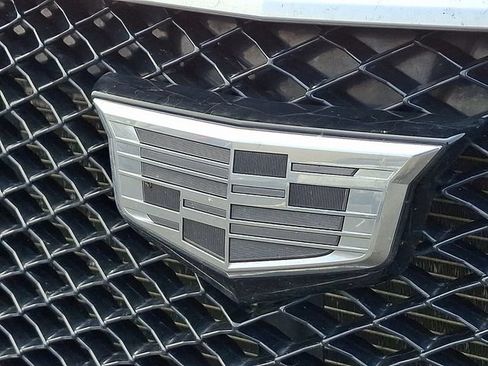 Used 2023 Cadillac XT5 Sportv AWD/4WD image 4