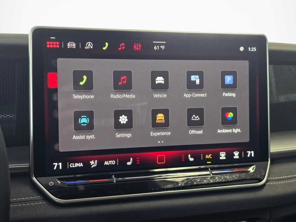 New 2026 Volkswagen Tiguan SE AWD/4WD image 29
