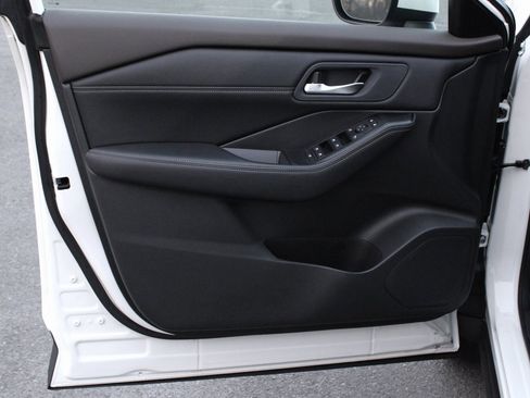 Certified 2023 Nissan Rogue SV w/ SV Premium B Package image 14