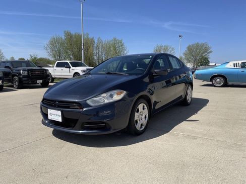 Used 2014 Dodge Dart SE w/ Convenience Group image 2