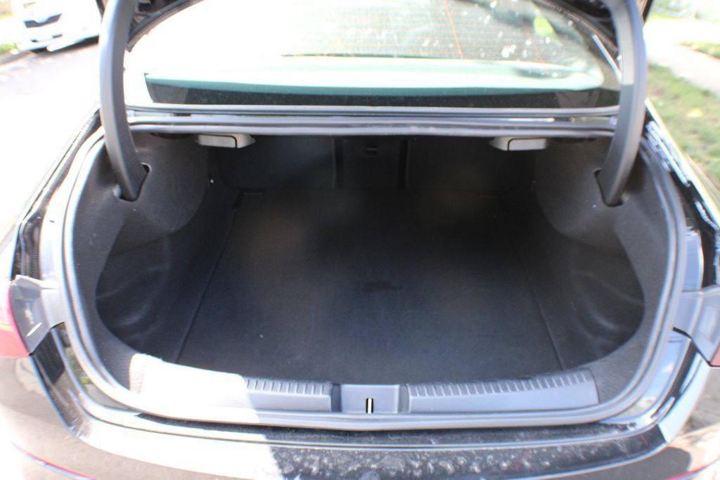 Used 2025 Mercedes-Benz CLA 250 image 33