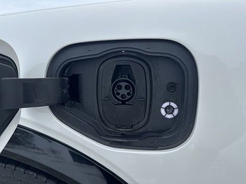 Used 2021 Ford Mustang Mach-E Premium image 14