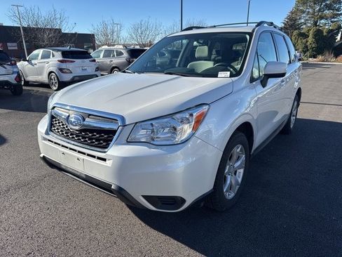 Used 2015 Subaru Forester 2.5i Premium w/ All-Weather Package image 7