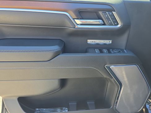 Used 2024 GMC Sierra 1500 Denali image 25