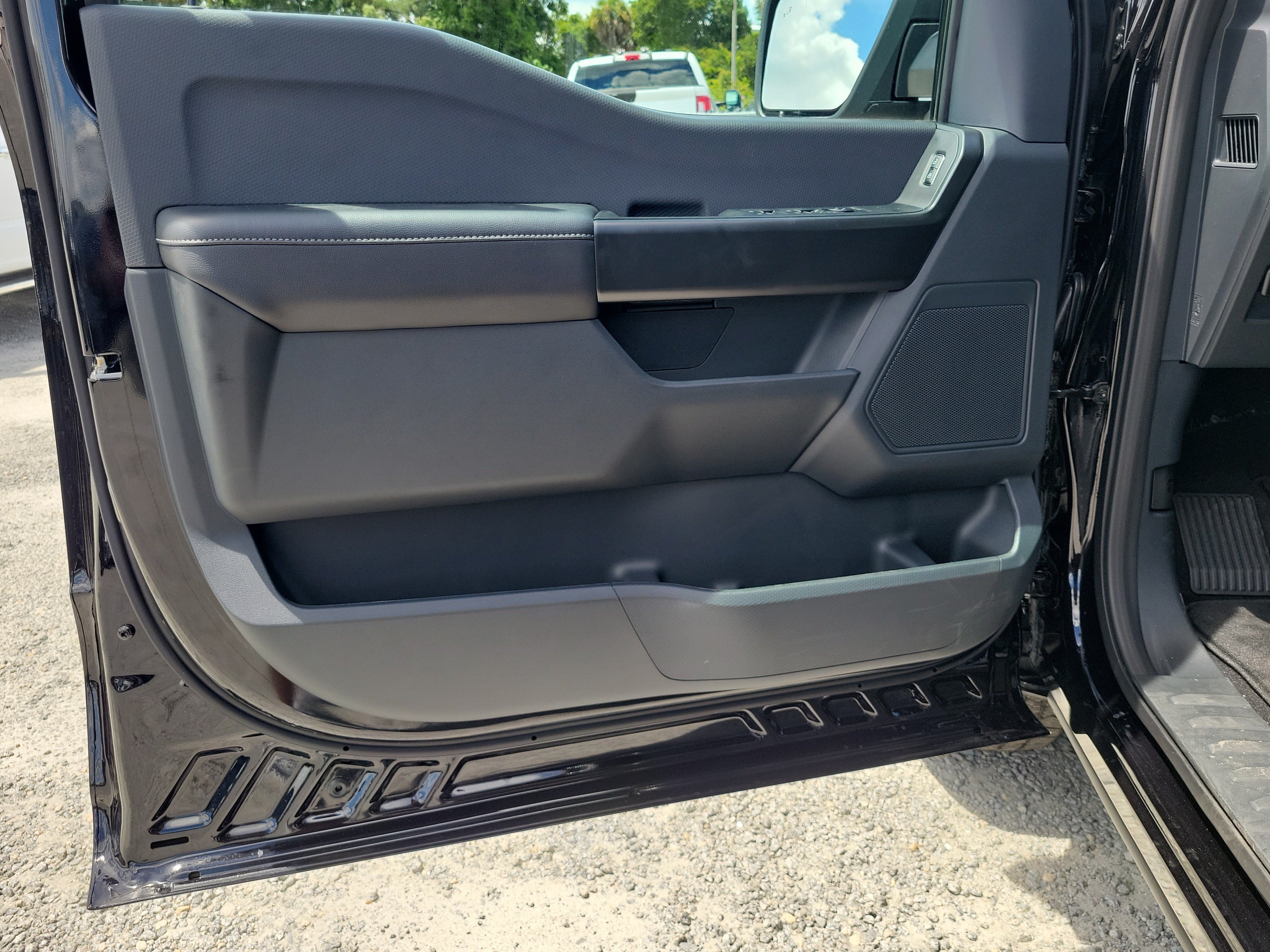 New 2026 Ford F150 STX w/ Equipment Group 200A AWD/4WD image 15