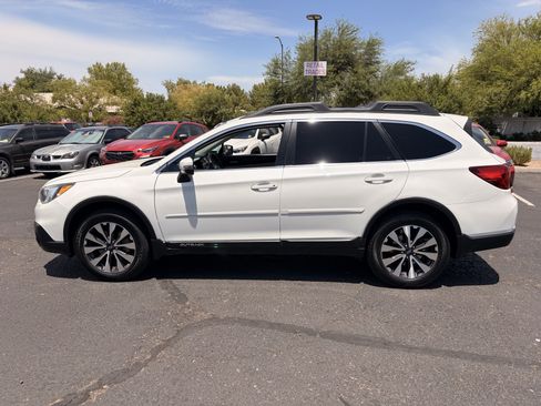 Used 2016 Subaru Outback 3.6R Limited AWD/4WD image 2