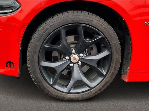 Used 2019 Dodge Charger R/T image 8