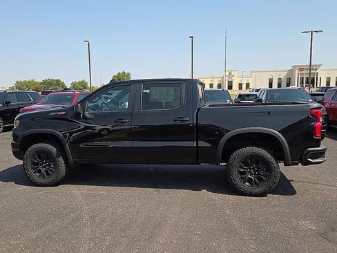 New 2026 Chevrolet Silverado 1500 ZR2 AWD/4WD image 2