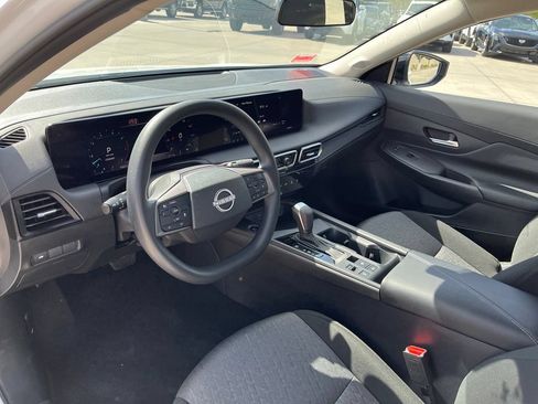 Used 2026 Nissan Sentra SV w/ Floor Mat Package FWD image 11