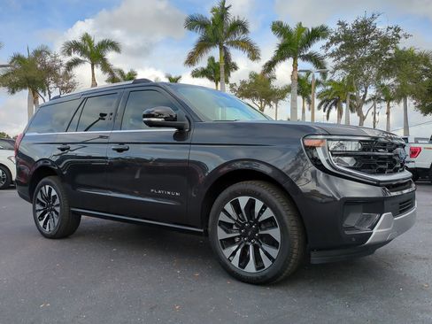 New 2025 Ford Expedition Platinum w/ Driver's Package image 2