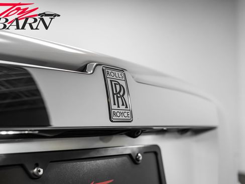 Used 2012 Rolls-Royce Ghost Extended Wheelbase image 14