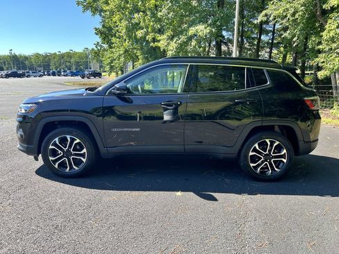 Used 2022 Jeep Compass Limited AWD/4WD image 6