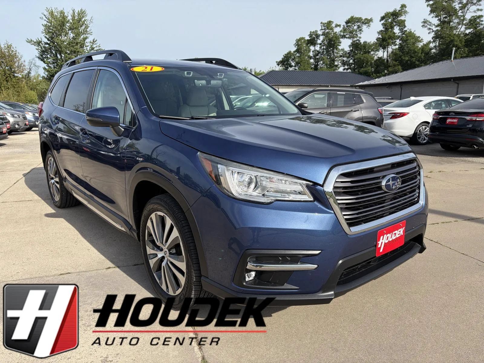 Used 2021 Subaru Ascent Limited AWD/4WD image 1