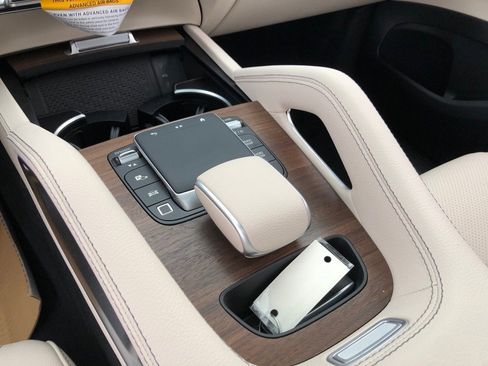 New 2026 Mercedes-Benz GLE 450 4MATIC image 33