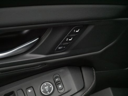 Certified 2025 Honda Accord Sport image 19