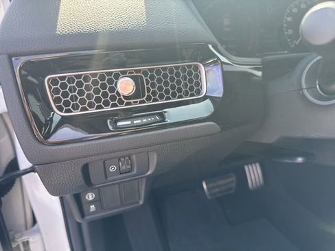 Used 2024 Honda Civic Sport image 12