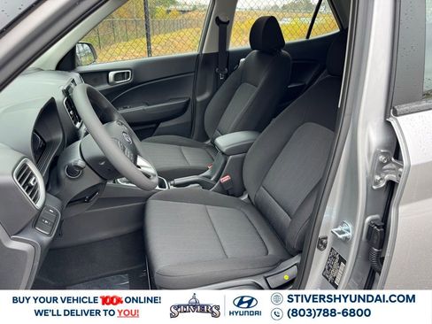 New 2026 Hyundai Venue SE image 15