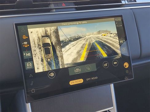 Used 2024 Land Rover Range Rover Autobiography image 22