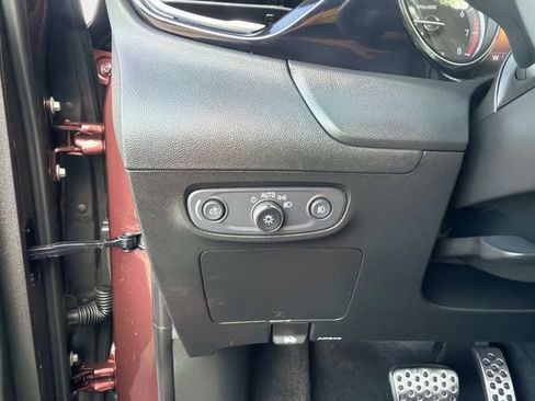 Used 2023 Buick Encore GX Preferred w/ Cold Weather Comfort Package FWD image 29