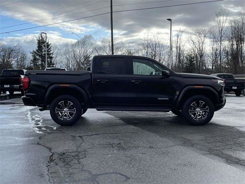 Used 2024 GMC Canyon Elevation w/ Convenience Package image 6