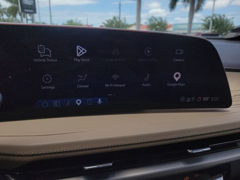 Certified 2025 Cadillac XT4 Premium Luxury FWD image 20