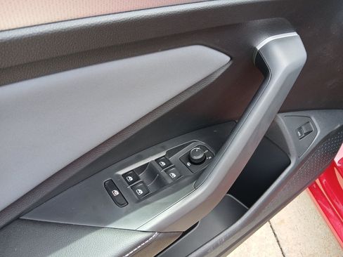 New 2026 Volkswagen Jetta SE FWD image 10