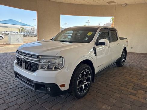 Certified 2022 Ford Maverick Lariat w/ Lariat Luxury Package AWD/4WD image 1