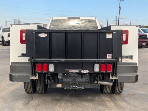 New 2024 RAM 3500 Tradesman w/ Chrome Appearance Group image 6