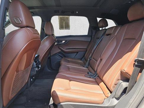 Used 2018 Audi Q7 3.0T Premium Plus w/ Premium Plus Package AWD/4WD image 19