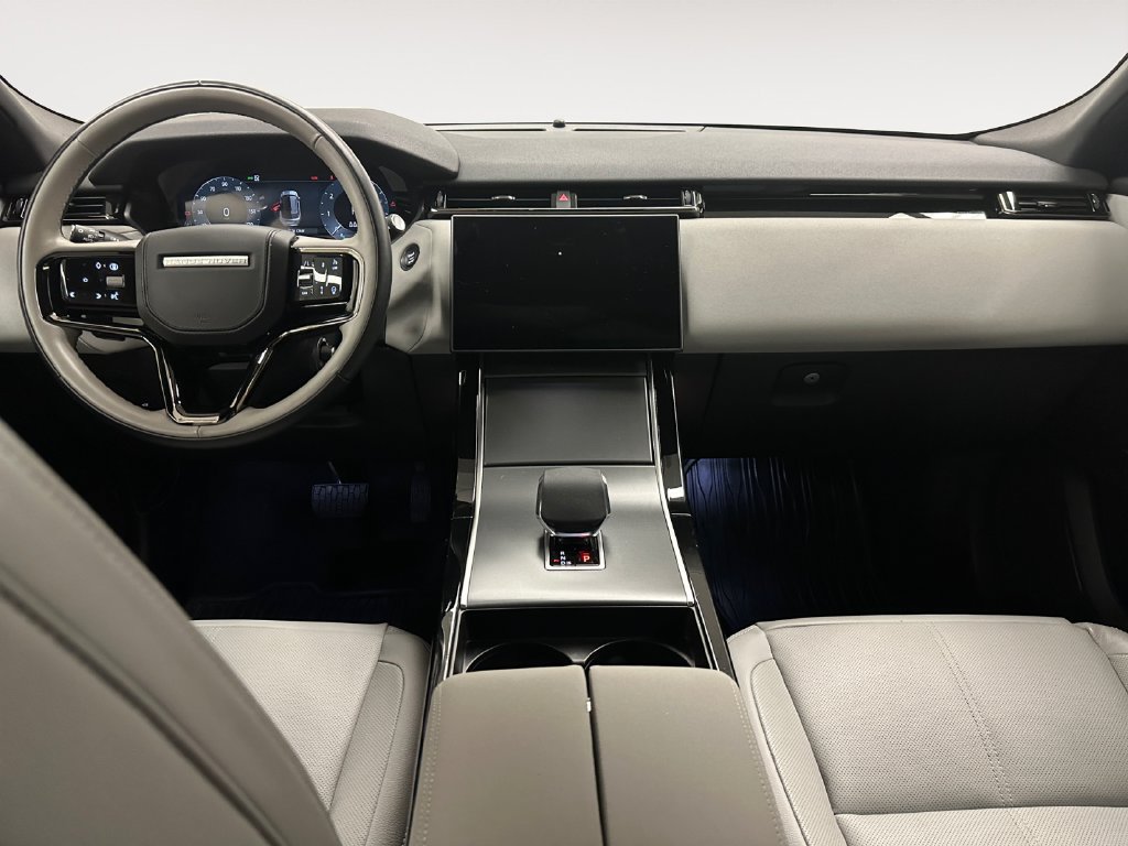 Used 2026 Land Rover Range Rover Velar S AWD/4WD image 12