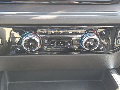 Used 2023 GMC Sierra 1500 SLT w/ SLT Premium Package image 35