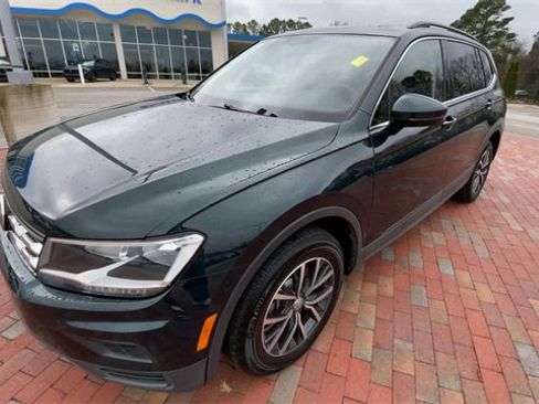 Used 2019 Volkswagen Tiguan SE image 5