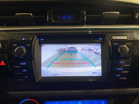 Used 2016 Toyota Corolla S image 18