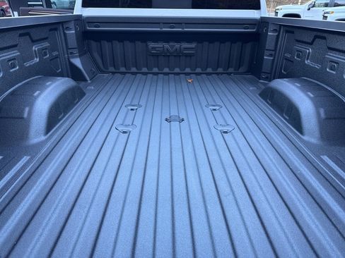 New 2026 GMC Sierra 2500 Denali w/ Denali Reserve Package image 13