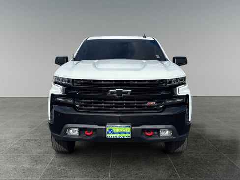 Used 2021 Chevrolet Silverado 1500 LT Trail Boss w/ Convenience Package II AWD/4WD image 2