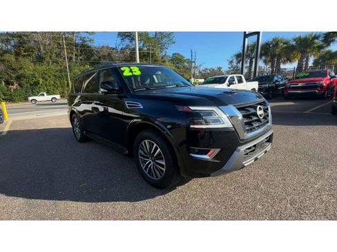 Used 2023 Nissan Armada SL w/ Captain's Chairs Package image 8