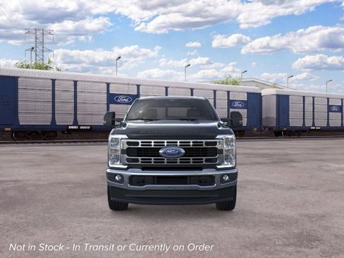 New 2026 Ford F250 XLT w/ FX4 Off-Road Package AWD/4WD image 6