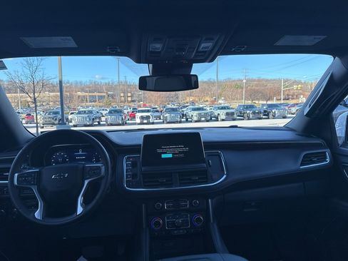 Used 2024 Chevrolet Tahoe Z71 w/ Luxury Package image 19